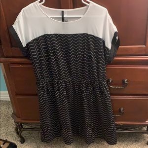 Black and white patterned dress